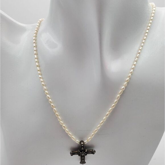 Gorgeous freshwater pearl rosary sterling‎ silver necklace